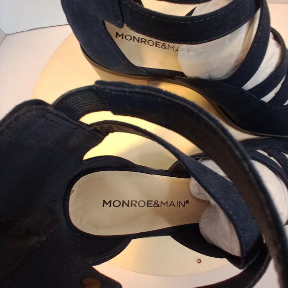 MONROE & MAIN Blue Peep Toe Block Heel Ankle Sandal Women's Size 7M - Picture 2 of 11